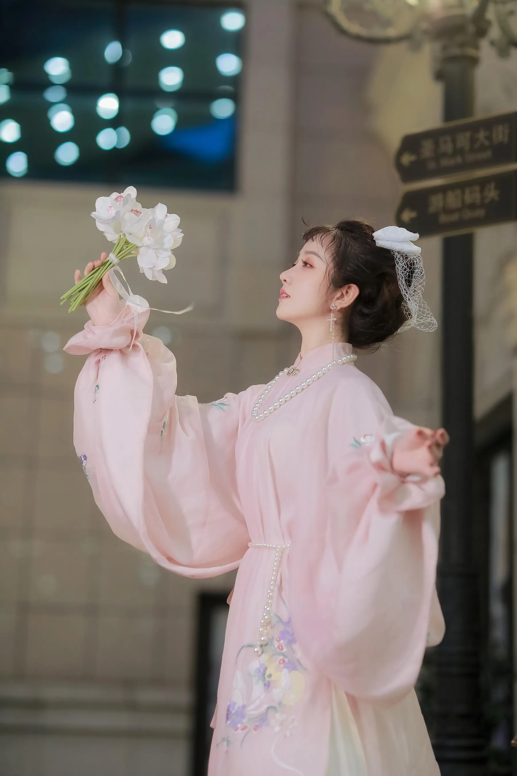 [艺图语] 2022.06.19 威尼斯 令花羽 [23P]插图1